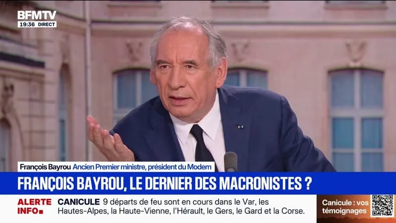 POUR FRANÇOIS BAYROU, EMMANUEL MACRON « EST À LA HAUTEUR DE SA RESPONSABILITÉ INTERNATIONALE »