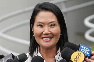 PRÉSIDENTIELLE AU PÉROU : LA CANDIDATE DE DROITE KEIKO FUJIMORI APPARAÎT COMME LA GAGNANTE