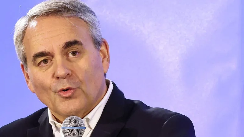 PRÉSIDENTIELLE 2027: XAVIER BERTRAND ANNONCE QU’IL « SERA » CANDIDAT
