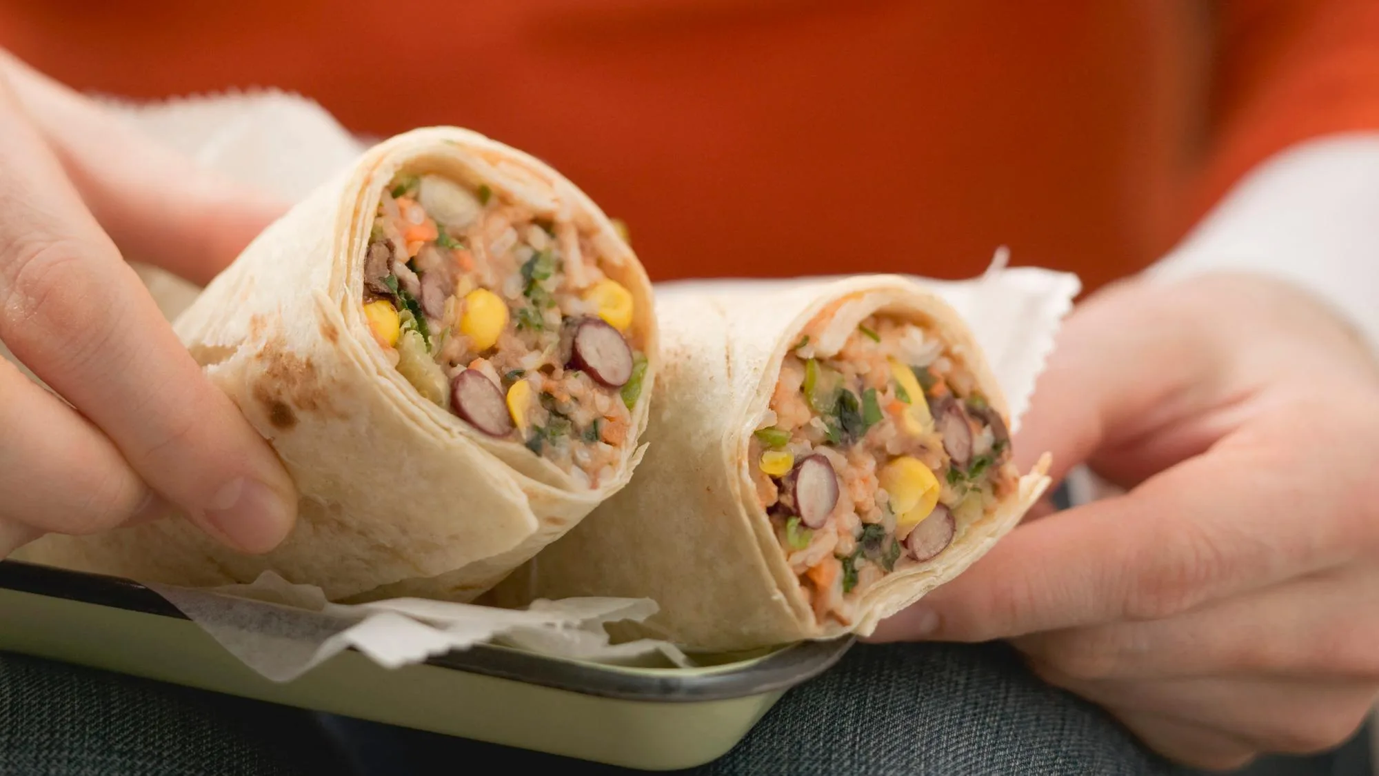 AUX ÉTATS-UNIS, COMMENT DES BURRITOS ONT RÉUSSI À SEMER LA ZIZANIE DANS LES RANGS DE LA DROITE, À L’APPROCHE DES MIDTERMS