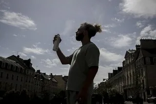 CANICULE : TOUJOURS 80 DÉPARTEMENTS EN VIGILANCE ORANGE VENDREDI, ATTENTION AUX ORAGES