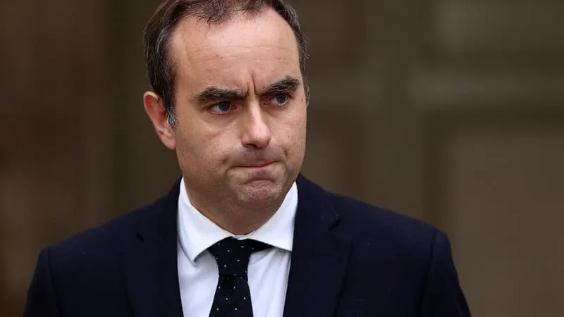 INFO BFMTV. MORT DE LYHANNA: SÉBASTIEN LECORNU CONVOQUE PLUSIEURS MINISTRES POUR UNE « RÉUNION DE TRAVAIL » SUR LA PROTECTION DE L’ENFANCE