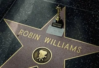 UN « ESPACE DIGNE DE CONFIANCE » : DOUZE ANS APRÈS LA MORT DE ROBIN WILLIAMS, SES ENFANTS RELANCENT SON COMPTE INSTAGRAM
