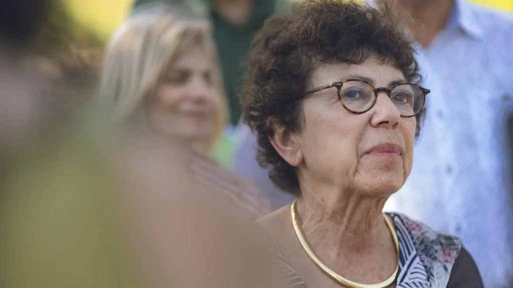 MONIQUE BARBUT, L’HISTOIRE DU CRASH INÉVITABLE D’UNE MINISTRE ICONOCLASTE