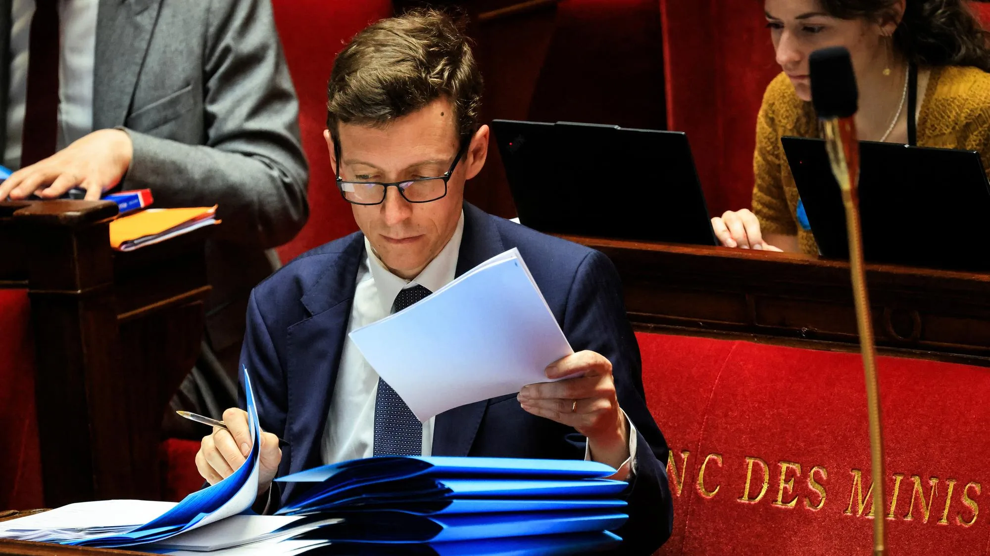 CES QUESTIONS QUI SE POSENT APRÈS L’ANNONCE DES 3000 PROFS REMPLAÇANTS MOBILISÉS D’ICI MARDI AU LYCÉE