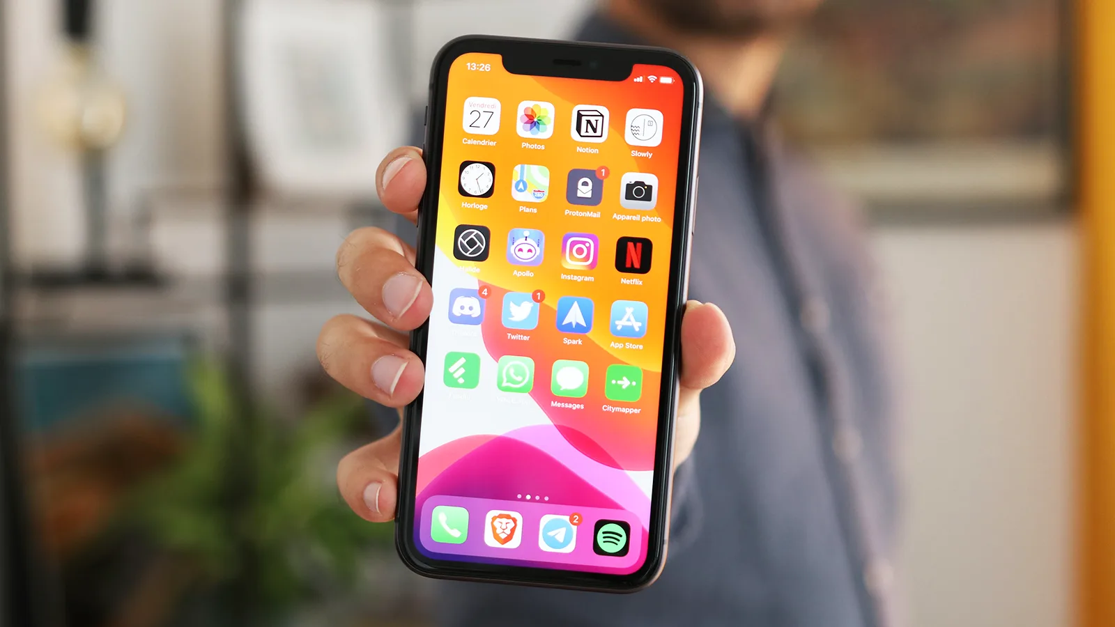 IOS 27 : LA LISTE DES IPHONE COMPATIBLES AURAIT FUITÉ, ET IL Y AURA DES DÉÇUS