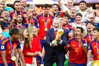 COUPE DU MONDE. SACRÉE CONTRE L’ARGENTINE, L’ESPAGNE VA DEVENIR LE PREMIER PAYS À DÉFENDRE SON TITRE À LA MAISON