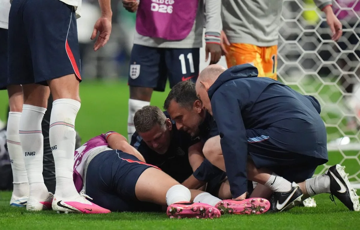 MEXIQUE – ANGLETERRE : JORDAN HENDERSON VICTIME DE LA BLESSURE LA PLUS BÊTE DE LA COUPE DU MONDE APRÈS LE SUCCÈS ANGLAIS
