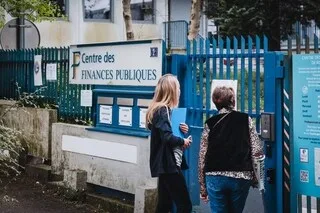 BUDGET 2027 : MÉNAGES OU ENTREPRISES, QUI PAIERAIT DAVANTAGE D’IMPÔTS ?