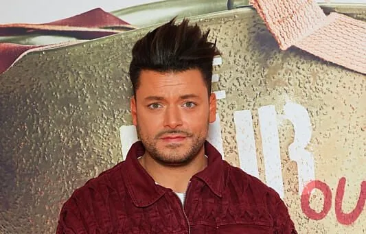KEV ADAMS DÉVOILE LA RÉACTION DE SA FAMILLE AU BUZZ DE SON PASSAGE DANS « AMERICA’S GOT TALENT »