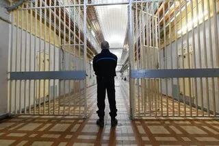 UN DÉTENU DE 28 ANS SE SUICIDE DANS UNE PRISON DU PAS-DE-CALAIS