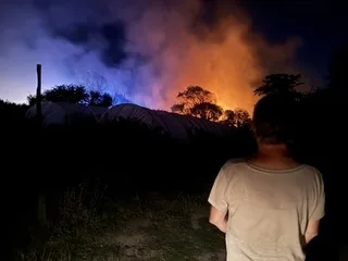 RÉCIT. « ÇA A PRIS TELLEMENT VITE » : UNE NUIT SOUS TENSION DANS CETTE COMMUNE BRETONNE FRAPPÉE PAR UN INCENDIE