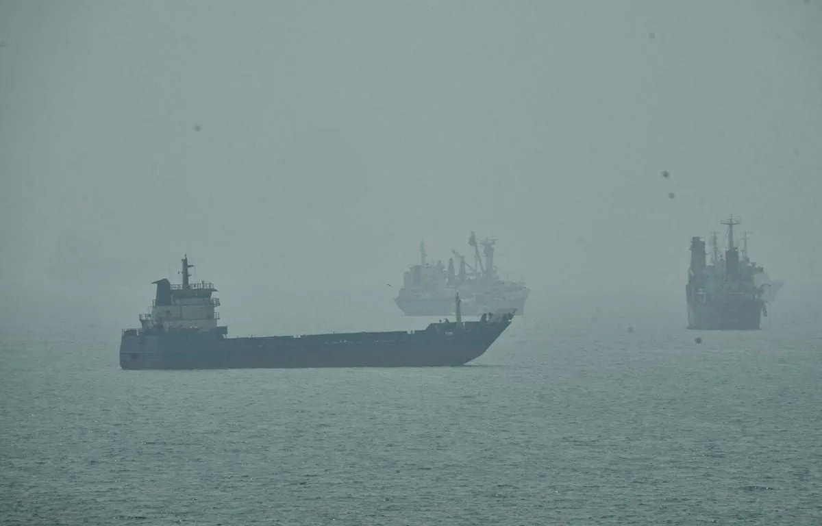 GUERRE AU MOYEN-ORIENT : DEUX MARINS TOUJOURS RECHERCHÉS PAR OMAN APRÈS L’ATTAQUE D’UN PÉTROLIER À ORMUZ