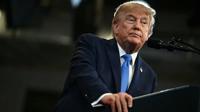 IL VEUT FAIRE BAISSER LES PRIX AVANT LES ÉLECTIONS DE MI-MANDAT: DONALD TRUMP ANNONCE UNE SUSPENSION TEMPORAIRE DES TAXES SUR CERTAINES IMPORTATIONS DE BŒUF