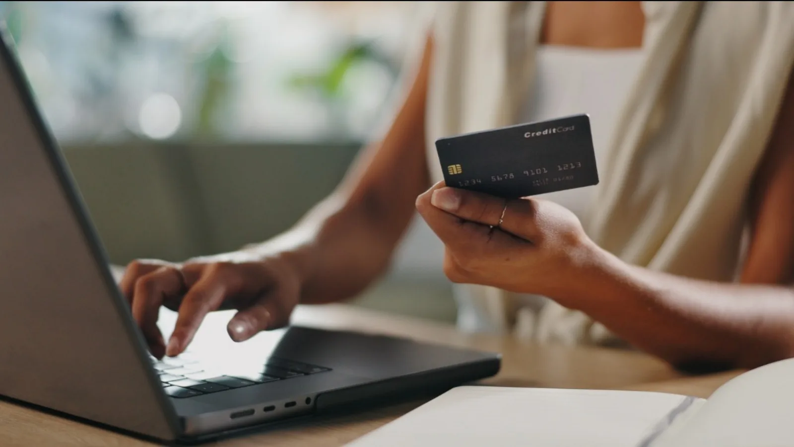ATTENTION, VOTRE CARTE DE CRÉDIT EXPIRÉE N’EST PAS TOTALEMENT DÉSACTIVÉE