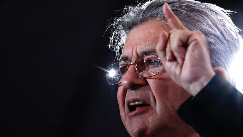 FRANCE CULTURE PRÉSENTE SES EXCUSES APRÈS LA DIFFUSION D’UN EXTRAIT AUDIO « FALLACIEUX » DE JEAN-LUC MÉLENCHON