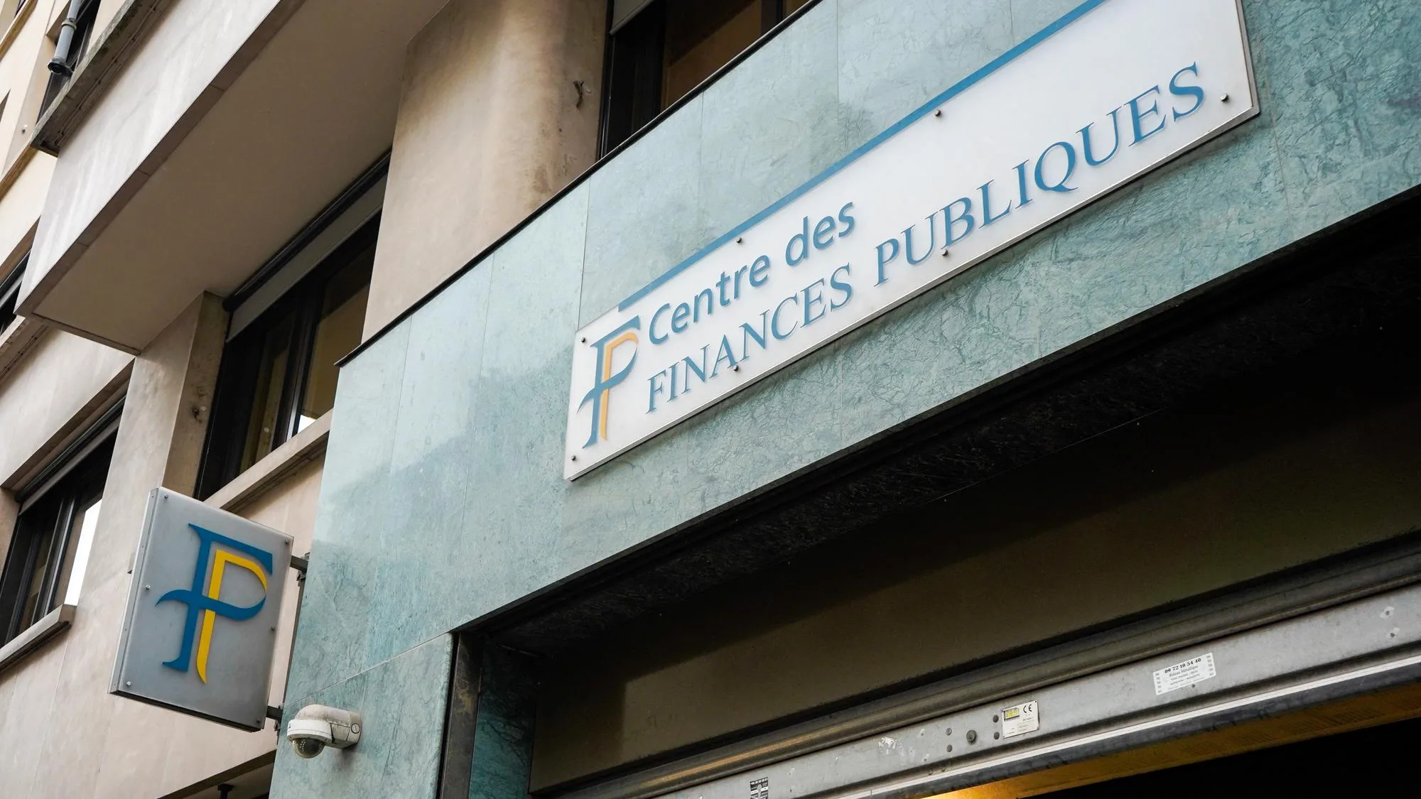 CE QUE L’ON SAIT DU HACKER MIS EN EXAMEN POUR LE PIRATAGE DES IMPÔTS