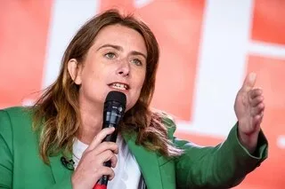 PRÉSIDENTIELLE 2027 : MARINE TONDELIER DIT QUE LES ÉCOLOGISTES SONT « PRÊTS À REDISCUTER AVEC TOUT LE MONDE À GAUCHE »