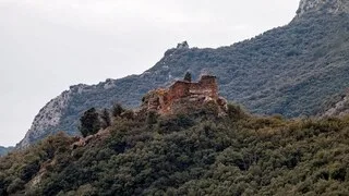 DANS L’AUDE, CE CHÂTEAU DÉTRUIT PAR UNE EXPLOSION DE DYNAMITE VA AVOIR DROIT À UNE NOUVELLE VIE