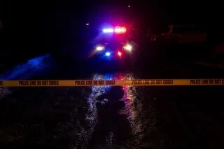 ÉTATS-UNIS : UN ÉTUDIANT DE 22 ANS SE TROMPE D’ADRESSE EN RENTRANT DE SOIRÉE, LA POLICE L’ABAT