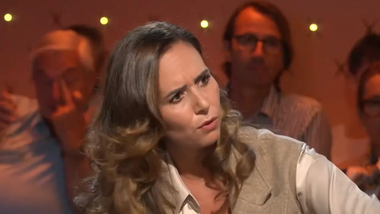 CETTE PUNCHLINE DE BRUNO LE MAIRE FACE À SARAH KNAFO EST SALUÉE AU-DELÀ DE SON CAMP