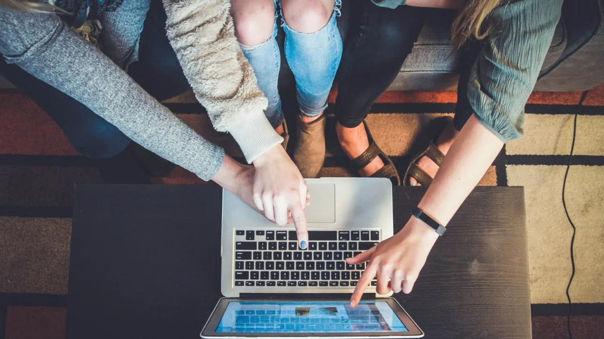 LES MEILLEURES BOX INTERNET POUR LES ÉTUDIANTS : NOTRE SÉLECTION DES FORFAITS INTERNET PAS CHERS EN 2026