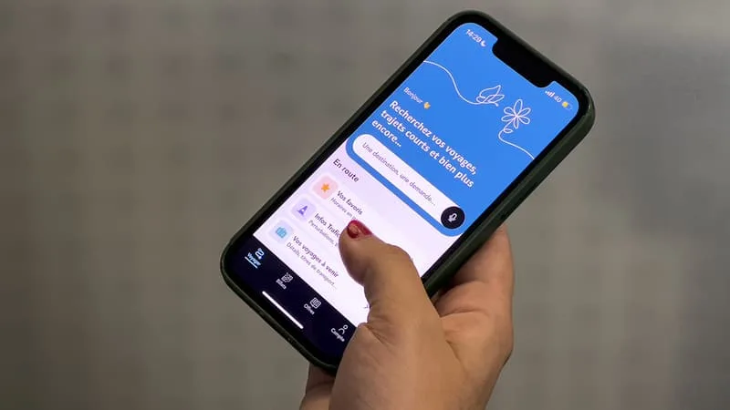 LA SNCF ESTIME QUE L’OUVERTURE À LA CONCURRENCE DE SON APPLICATION DE RÉSERVATION DE BILLETS SNCF CONNECT POURRAIT LUI FAIRE PERDRE 320 MILLIONS D’EUROS EN DEUX ANS