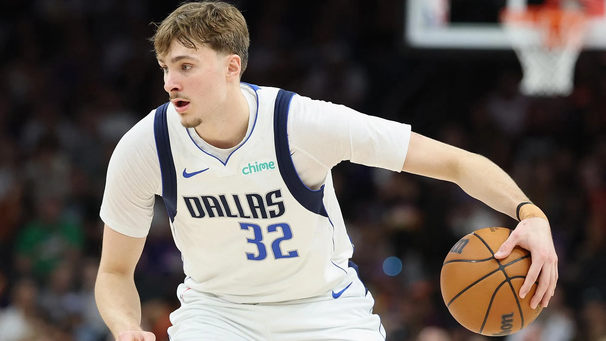 UNE CARTE UNIQUE DU JOUEUR DE NBA COOPER FLAGG MET CE FAN FACE À UN CHOIX À PLUSIEURS MILLIONS DE DOLLARS