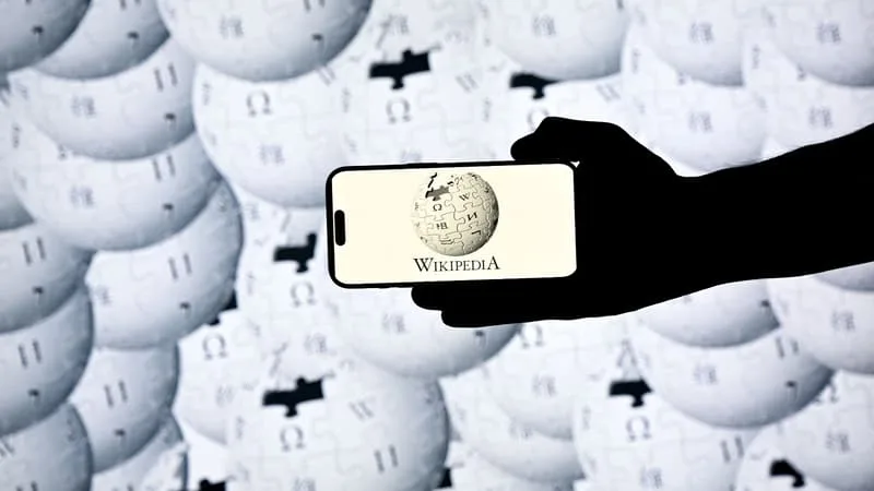 LE COFONDATEUR DE WIKIPÉDIA S’OPPOSE À L’UTILISATION DE L’IA POUR LES ARTICLES… MAIS PAS TOUTES LES ACTIONS.