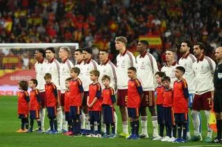 COUPE DU MONDE. QUELS SONT LES HYMNES NATIONAUX DES 48 ÉQUIPES QUALIFIÉES AU MONDIAL ?