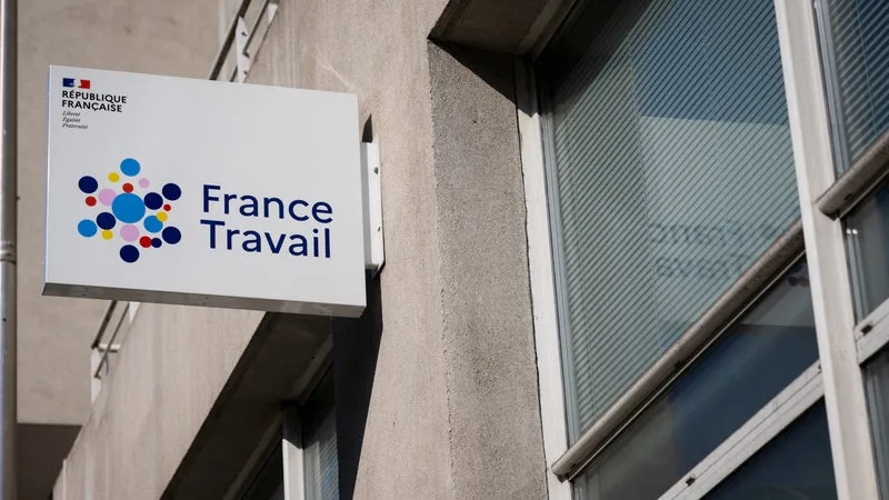 MOINS DE HIÉRARCHIE ET PLUS D’AGENTS, MAIS PAS ASSEZ D’INFORMATIONS CLAIRES : LES SYNDICATS DE FRANCE TRAVAIL ATTAQUENT LA DIRECTION EN JUSTICE FACE AU PLAN DE RÉORGANISATION