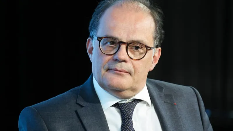 ÇA « FACILITE UN PEU LA TÂCHE »: LE GOUVERNEUR DE LA BANQUE DE FRANCE EST TRÈS SATISFAIT DU REFLUX DE L’INFLATION ET ENVISAGE MÊME UN « SCÉNARIO POSITIF » POUR LA CROISSANCE FRANÇAISE