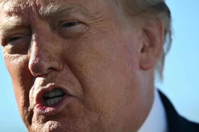 FLÁVIO BOLSONARO CONCÈDE SA DÉFAITE “APRÈS QUE TRUMP A SUGGÉRÉ QU’IL NE L’AIDERAIT PAS”