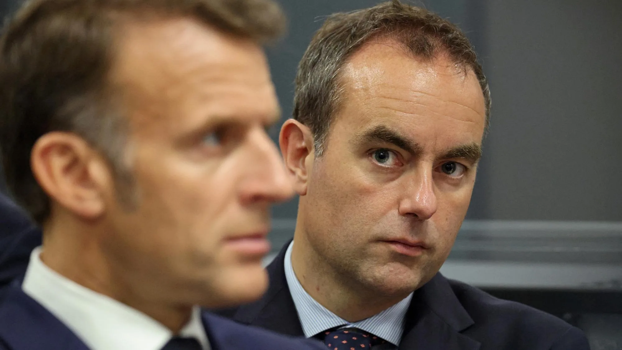 FRAGILISÉ, LE GOUVERNEMENT RENVOIE LA QUESTION DE L’ADAPTATION AU CLIMAT À SES SUCCESSEURS
