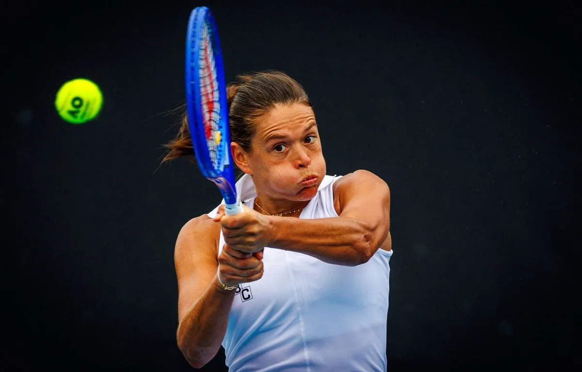 TENNIS : « UN CAUCHEMAR »… CHLOÉ PAQUET REVIENT SUR SES SEPT JOURS EN SOINS INTENSIFS, APRÈS UNE DÉFAITE À SAO PAULO
