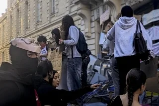 BLOCAGE DES LYCÉES : UN VENDREDI SOUS HAUTE TENSION, SYNDICATS ET LYCÉENS REÇUS PAR LE MINISTRE