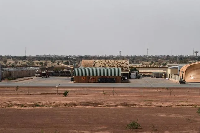 AKRAM KHARIEF : POUR ALGER, “CE QUI SE PASSE AU NIGER FAIT PARTIE DE SA SÉCURITÉ NATIONALE”