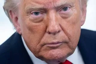 « ON ARRÊTE TOUT, J’EN AI ASSEZ » : DONALD TRUMP QUITTE UNE INTERVIEW SUR LA CHAÎNE NBC QU’IL QUALIFIE DE « MALHONNÊTE »