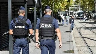 MANIFESTATIONS DU 24 OCTOBRE. « IL SOUFFRE BEAUCOUP » : UN ÉTUDIANT DE 19 ANS GRAVEMENT BLESSÉ À L’ŒIL À POITIERS