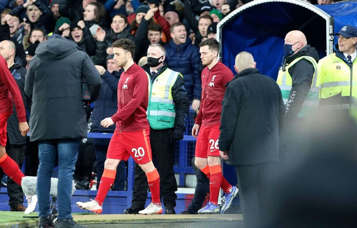 LIVERPOOL : « ON ÉTAIT UN CLUB DÉVASTÉ, ON SE FICHAIT DU FOOT »… COMMENT LA MORT DE DIOGO JOTA A IMPACTÉ LES REDS