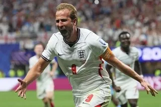 VIDÉO. ANGLETERRE – RD CONGO : LE RÉSUMÉ ET LES BUTS DE LA VICTOIRE POUSSIVE DES ANGLAIS FACE AUX HÉROÏQUES CONGOLAIS