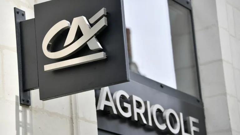 MALGRÉ UN BÉNÉFICE PROCHE DES DEUX MILLIARDS D’EUROS, LE DIRECTEUR GÉNÉRAL DU CRÉDIT AGRICOLE S’ATTEND À « UNE BAISSE DES DEMANDES DE PRÊTS ET PEUT-ÊTRE UNE AUGMENTATION DES RISQUES »