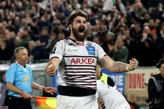 RC VANNES. LE CLUB OFFICIALISE L’ARRIVÉE D’UN PILIER GAUCHE