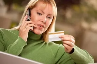 VACANCES : ÊTES-VOUS BIEN ASSURÉ AVEC VOTRE CARTE BANCAIRE ?