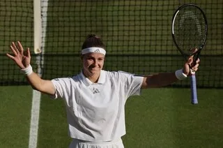WIMBLEDON. KAROLINA MUCHOVA REJOINT COCO GAUFF ET LES DEMI-FINALES APRÈS SA VICTOIRE FACE À NAOMI OSAKA