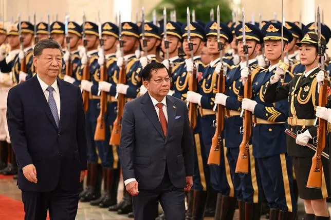 LE DIRIGEANT BIRMAN MIN AUNG HLAING REÇU À PÉKIN, UNE RECONNAISSANCE VITALE POUR LE RÉGIME