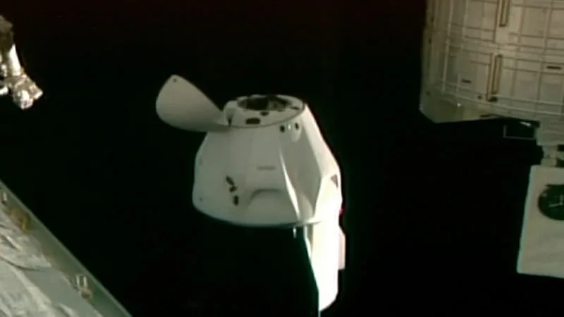 LA NASA ORDONNE AUX ASTRONAUTES À BORD DE LA STATION SPATIALE INTERNATIONALE DE SE PRÉPARER POUR UNE POTENTIELLE ÉVACUATION