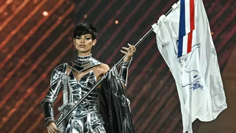 CONCURRENT DE MISS UNIVERS, « TRÈS FAMILIAL »… QU’EST-CE QUE SUPRANATIONAL, CE CONCOURS INTERNATIONAL AUQUEL PARTICIPE ÈVE GILLES?