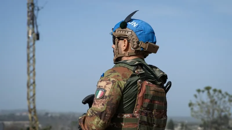 GUERRE AU MOYEN-ORIENT: UN CASQUE BLEU TUÉ ET DEUX AUTRES BLESSÉS DANS LE SUD DU LIBAN APRÈS UNE FRAPPE SUR UNE BASE DE L&rsquo;ONU