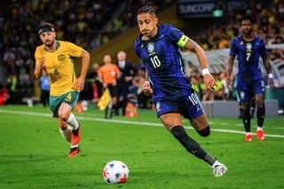 FOOTBALL. TOUCHÉ À LA CUISSE, RAPHINHA FORFAIT POUR AFFRONTER L’INDE AVEC LE BRÉSIL